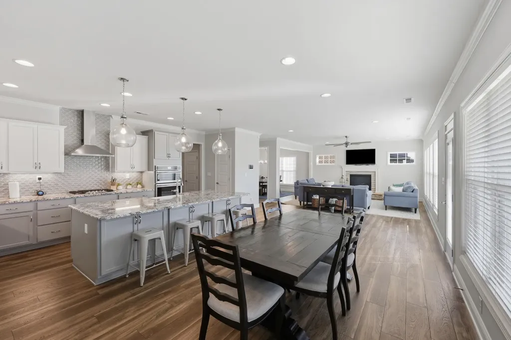 660 Snowy Egret Way Lexington KY 40515