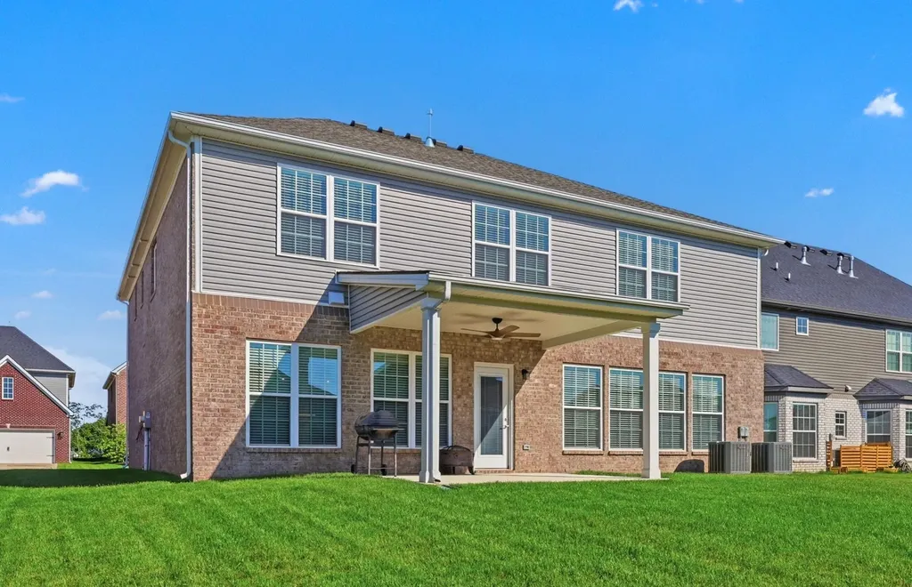 660 Snowy Egret Way Lexington KY 40515