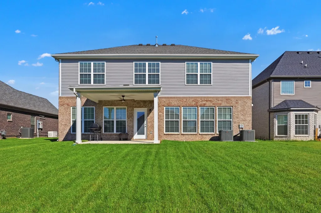 660 Snowy Egret Way Lexington KY 40515