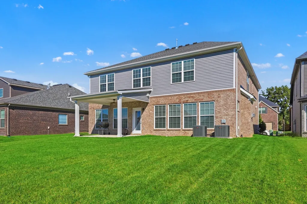 660 Snowy Egret Way Lexington KY 40515