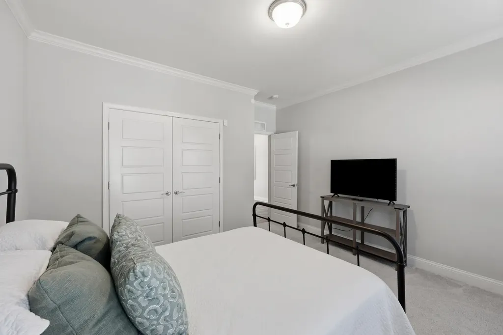 660 Snowy Egret Way Lexington KY 40515