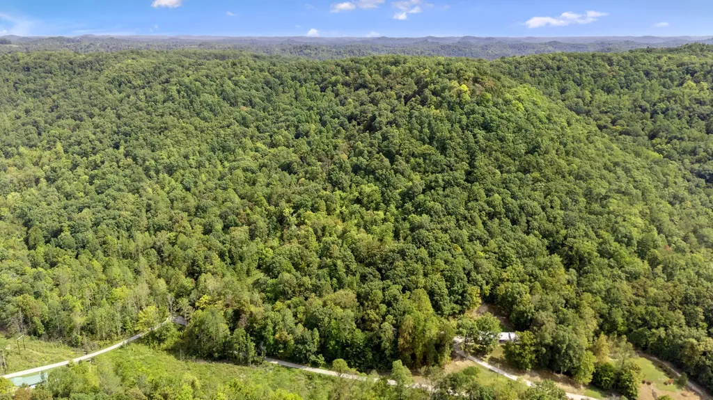 2047 Hatchers Creek Road Stanton KY 40380