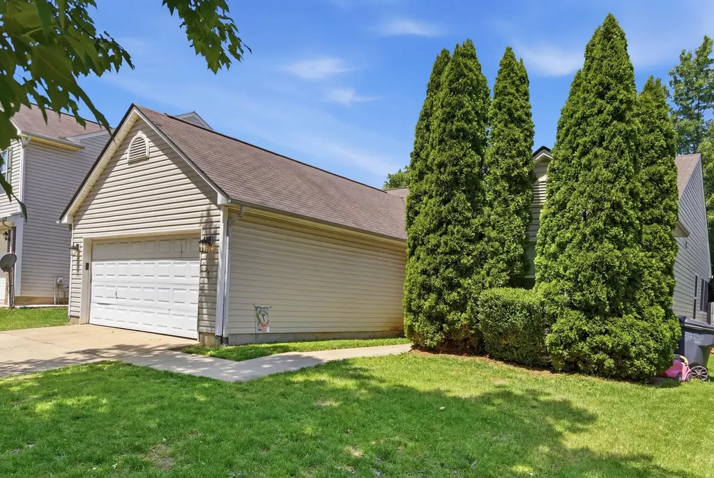 1937 Lost Trail Lane Lexington KY 40511