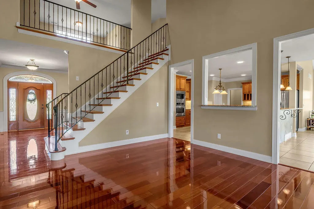 108 Stirling Lane Versailles KY 40383