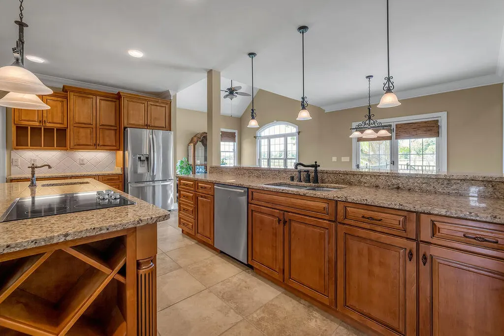 108 Stirling Lane Versailles KY 40383