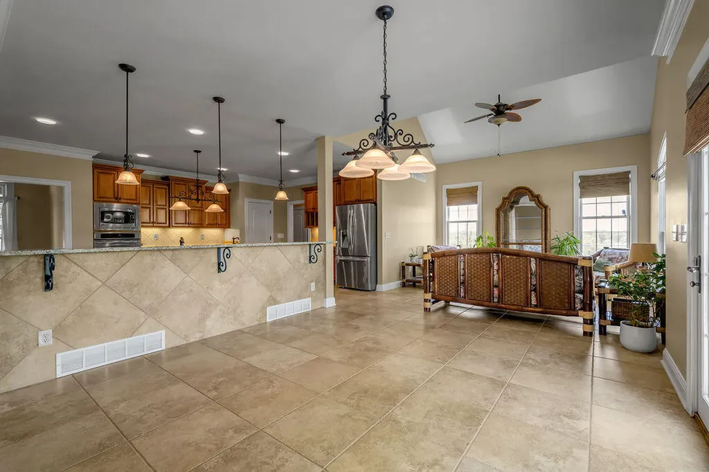 108 Stirling Lane Versailles KY 40383