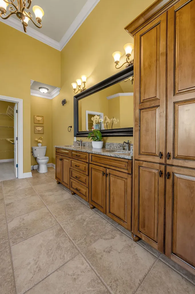 108 Stirling Lane Versailles KY 40383