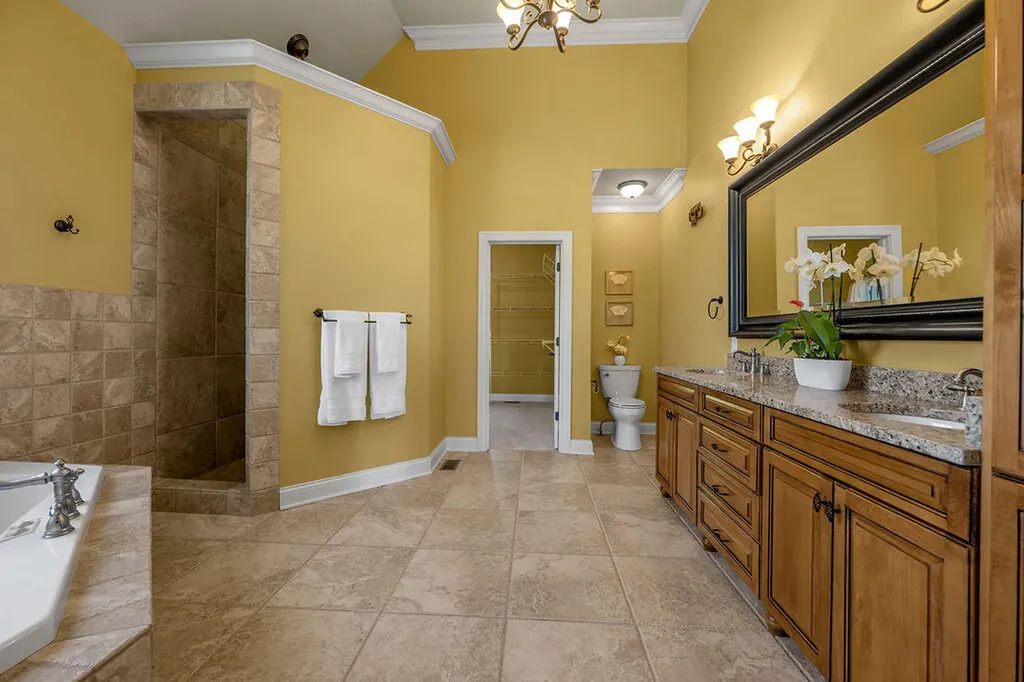 108 Stirling Lane Versailles KY 40383