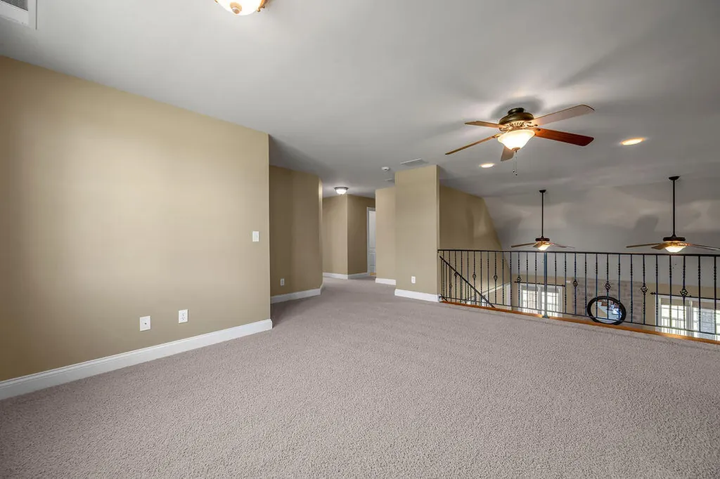 108 Stirling Lane Versailles KY 40383