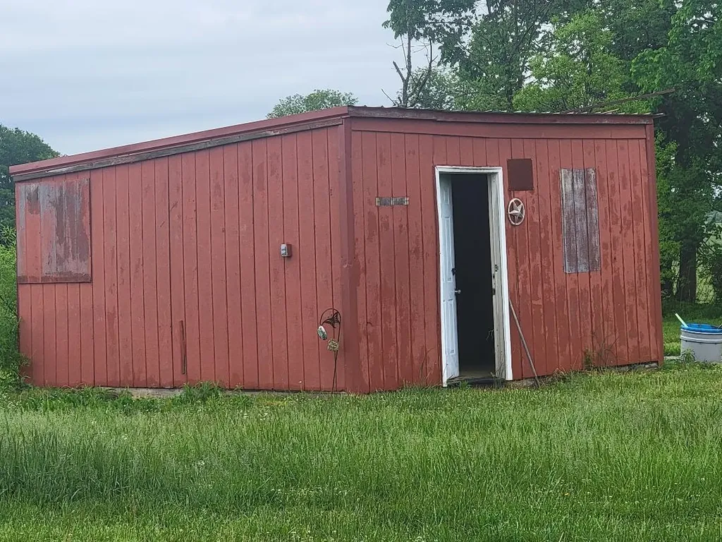 161 Gum Bottom Road Waco KY 40385