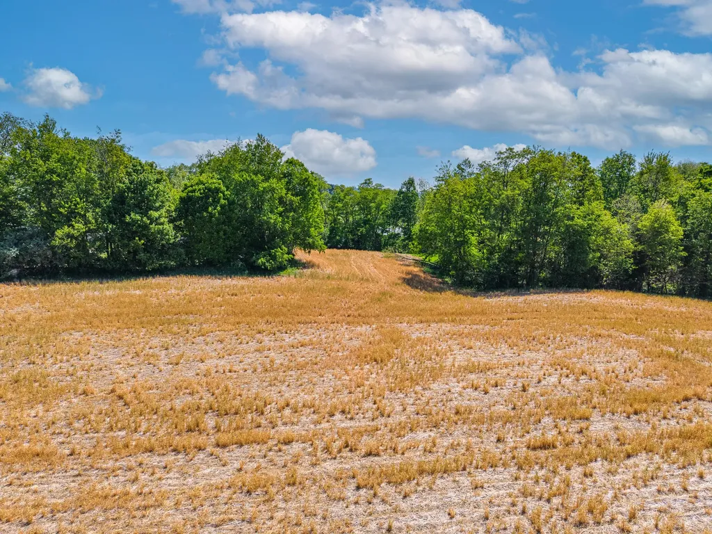 0498 Pisgah Church Road Somerset KY 42503