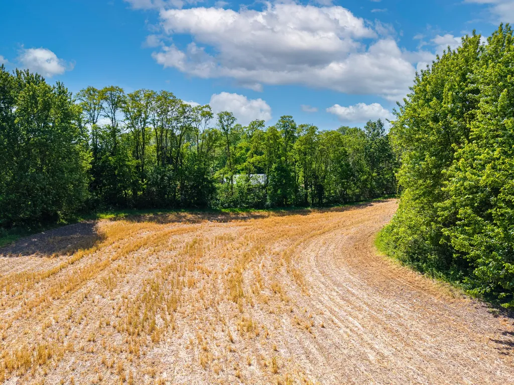 0498 Pisgah Church Road Somerset KY 42503