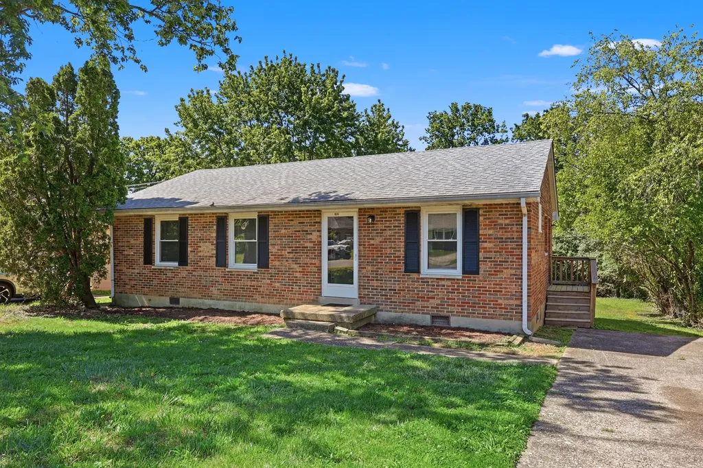 1082 Trent Boulevard Lexington KY 40517