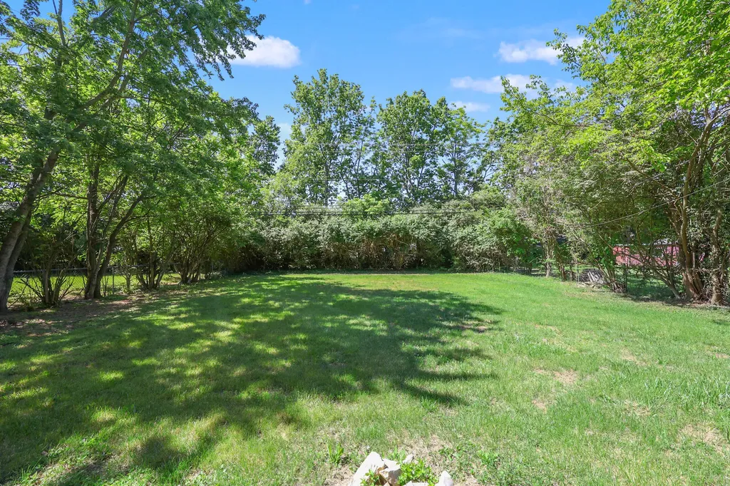1082 Trent Boulevard Lexington KY 40517