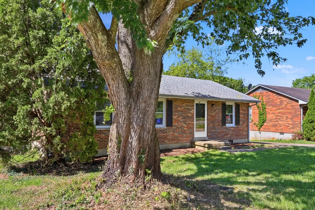 1082 Trent Boulevard Lexington KY 40517