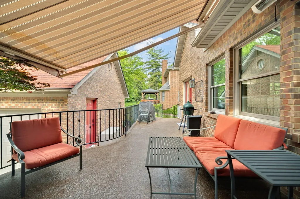 31 Maple Tree Place Danville KY 40422