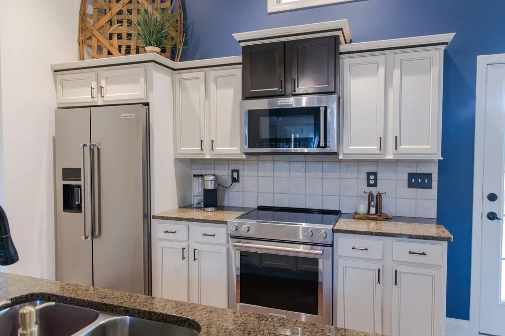 3393 Bay Springs Park Lexington KY 40509