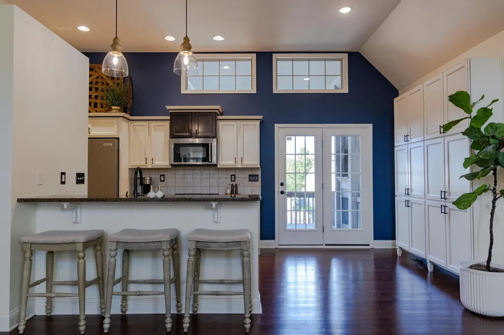 3393 Bay Springs Park Lexington KY 40509