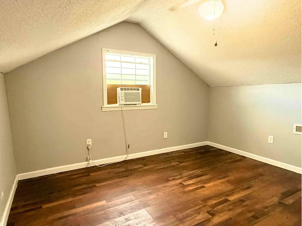 302 W 7th Street Corbin KY 40701