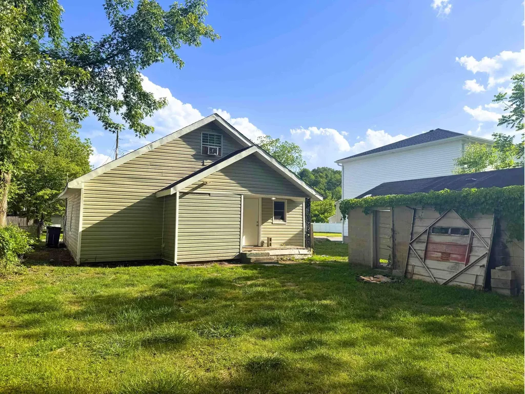 302 W 7th Street Corbin KY 40701