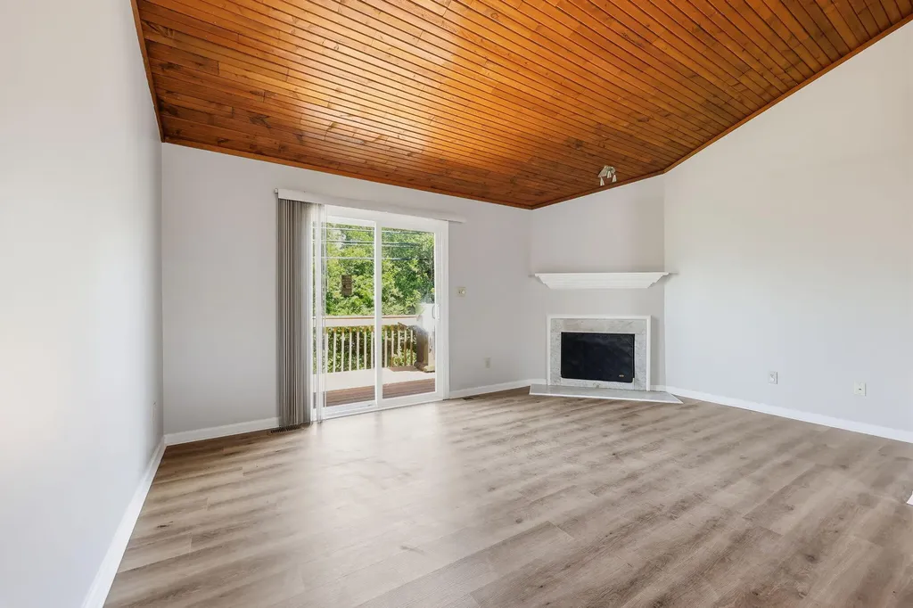 3629 Squires Woods Way Lexington KY 40515