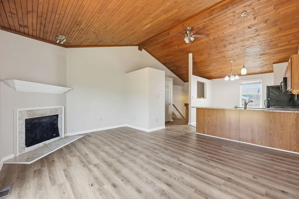 3629 Squires Woods Way Lexington KY 40515