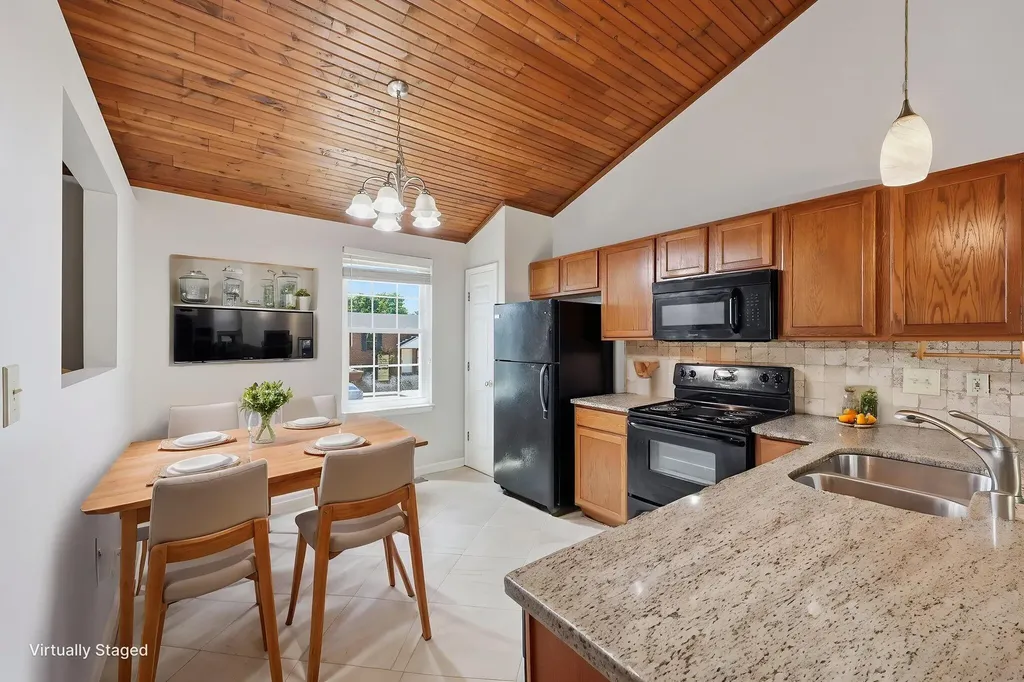 3629 Squires Woods Way Lexington KY 40515