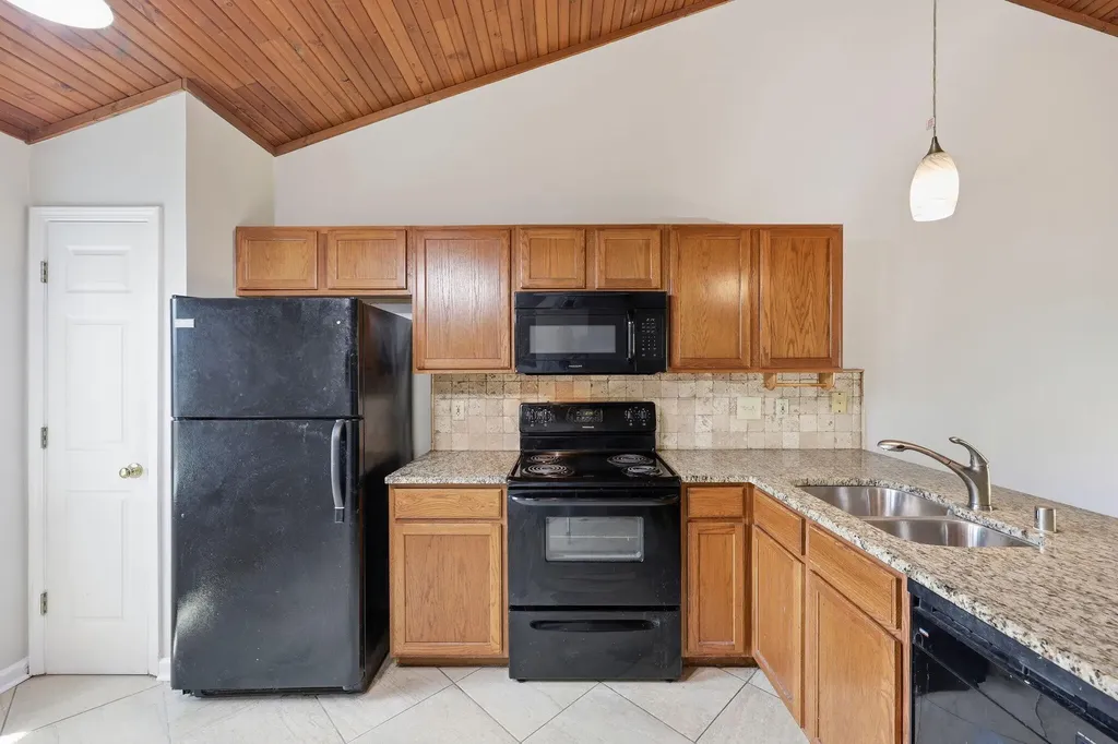 3629 Squires Woods Way Lexington KY 40515