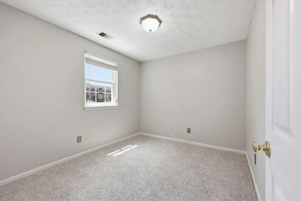 3629 Squires Woods Way Lexington KY 40515
