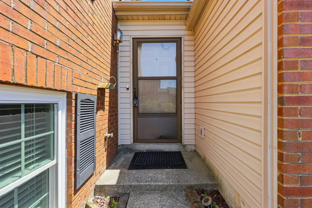 3629 Squires Woods Way Lexington KY 40515