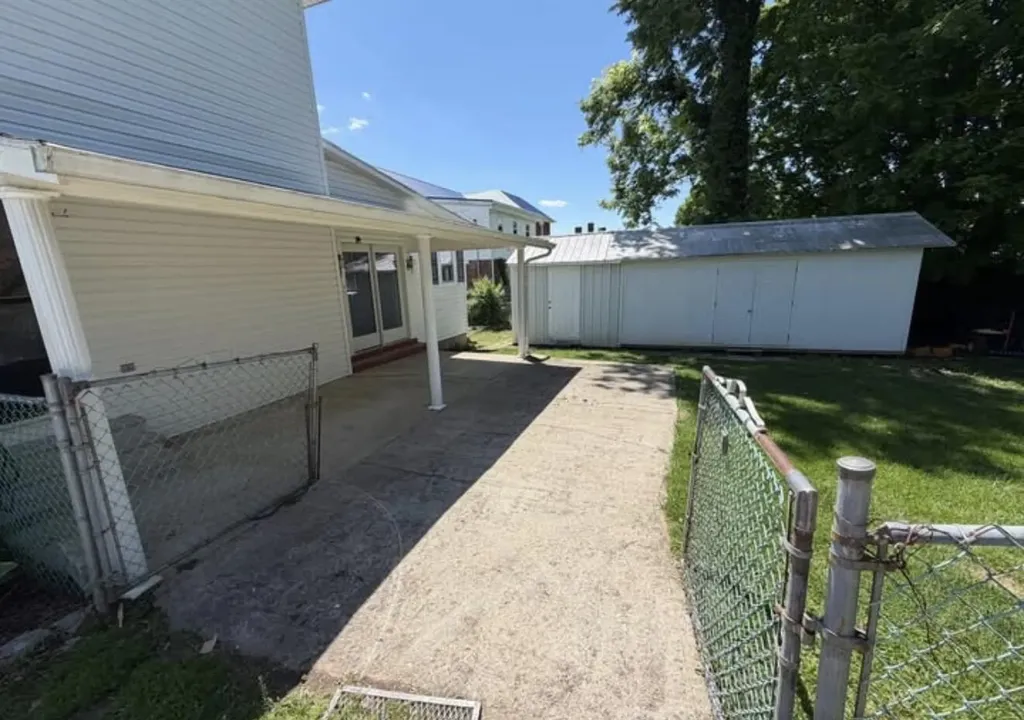 330 Sycamore Street Carlisle KY 40311