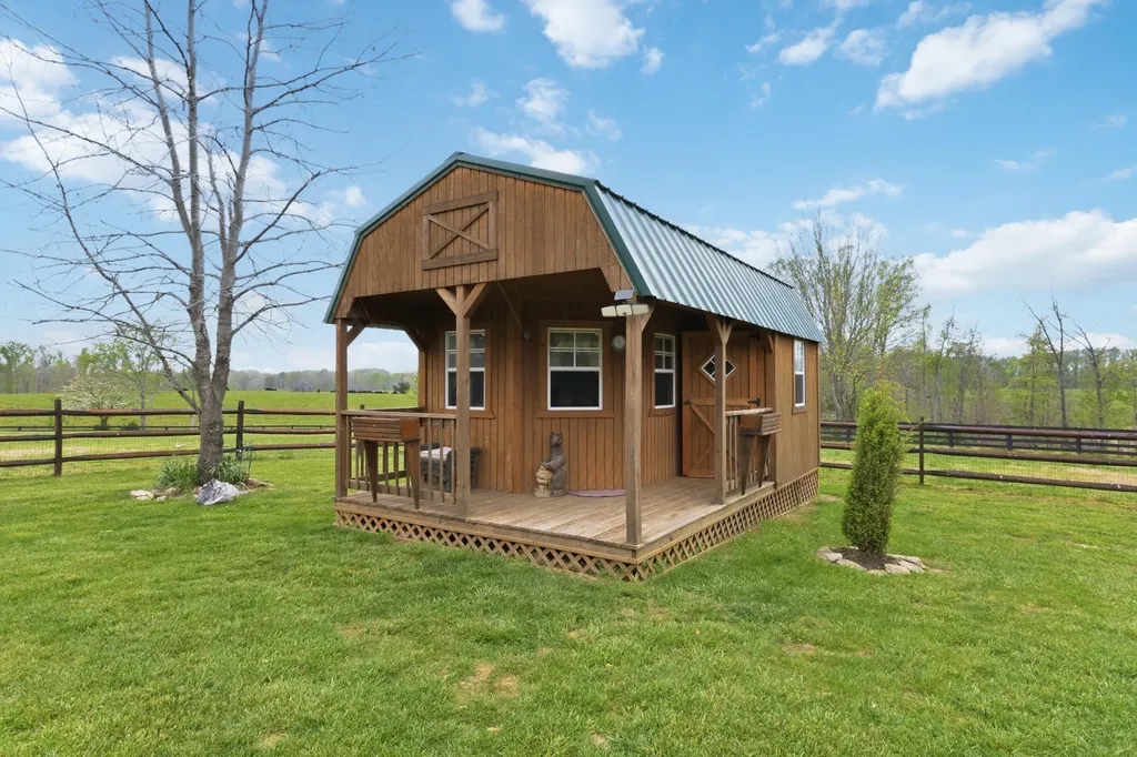 90 Denson Road Liberty KY 42539