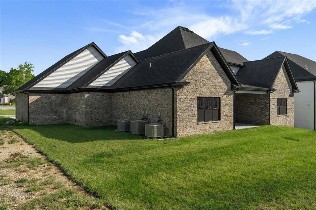 413 Weston Park Lexington KY 40515