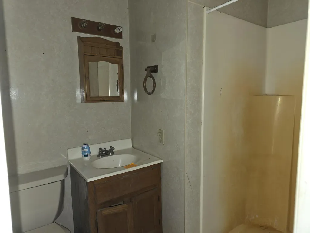 9529 Highway 92 Pineville KY 40977