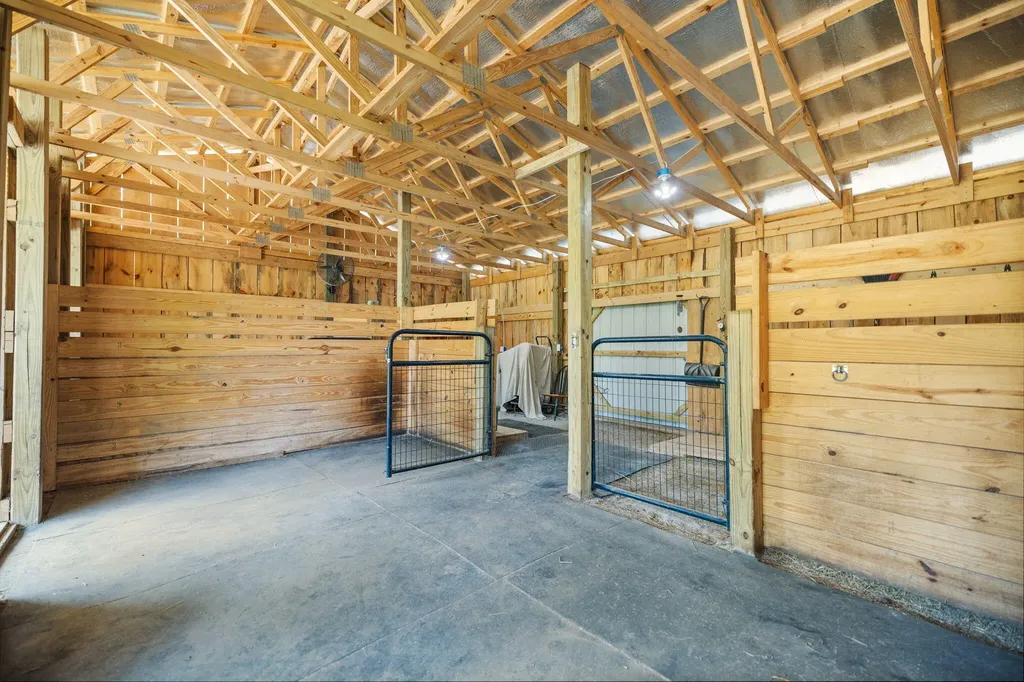 7850 Cumberland Falls Highway Corbin KY 40701