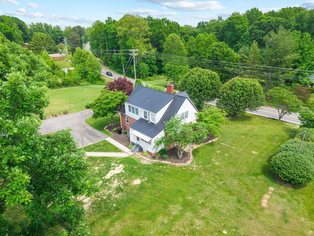 7850 Cumberland Falls Highway Corbin KY 40701