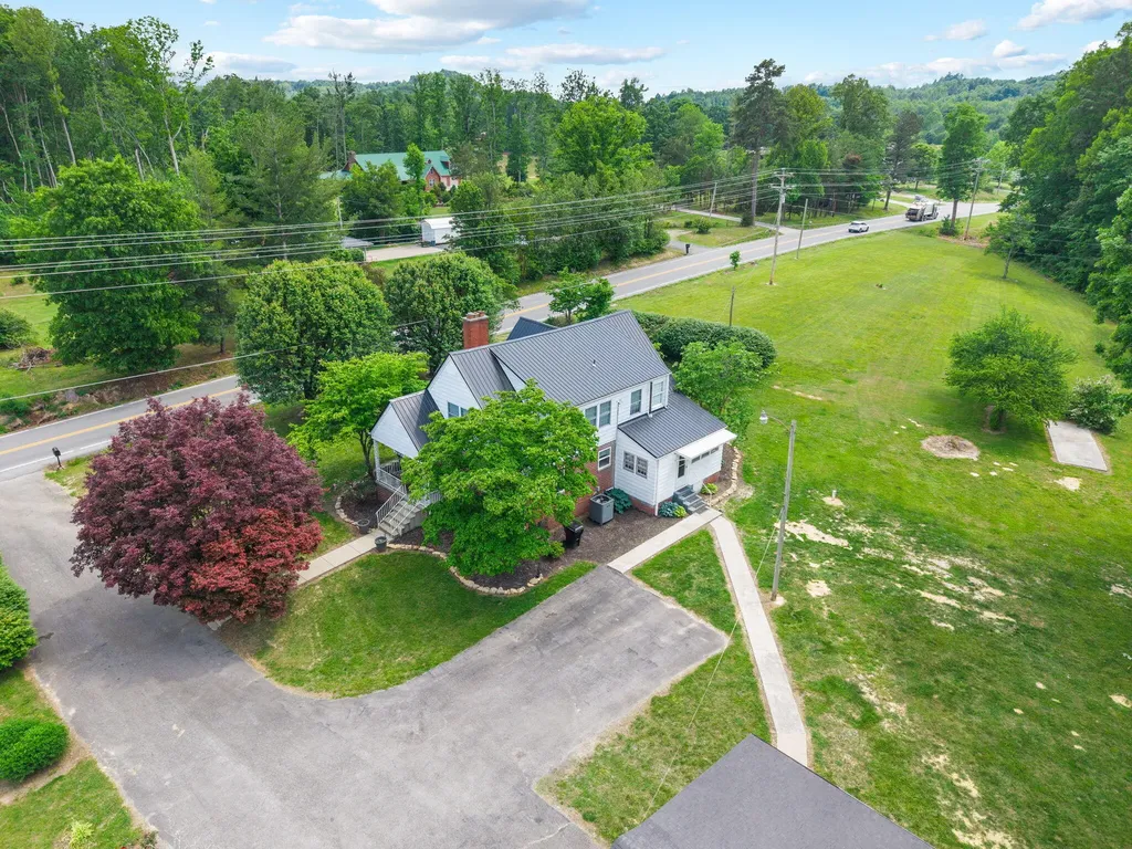 7850 Cumberland Falls Highway Corbin KY 40701