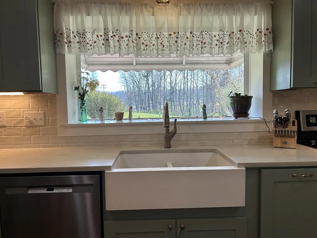 7850 Cumberland Falls Highway Corbin KY 40701
