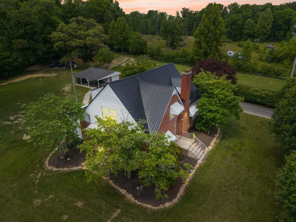 7850 Cumberland Falls Highway Corbin KY 40701