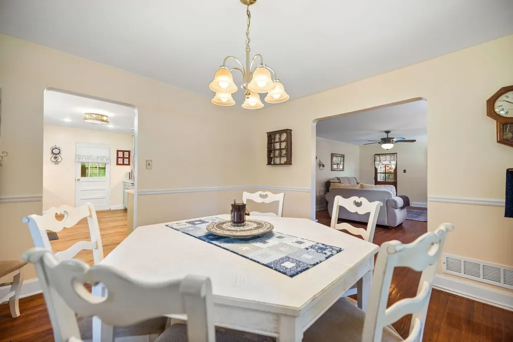 7850 Cumberland Falls Highway Corbin KY 40701