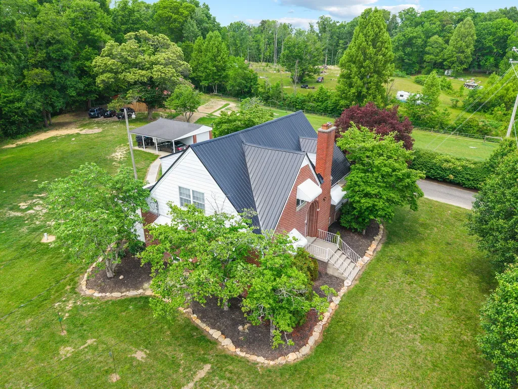 7850 Cumberland Falls Highway Corbin KY 40701