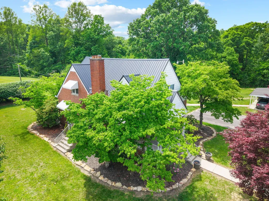7850 Cumberland Falls Highway Corbin KY 40701