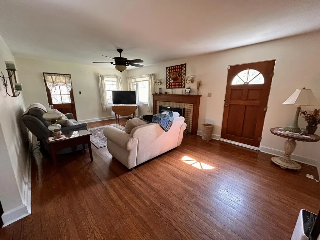 7850 Cumberland Falls Highway Corbin KY 40701