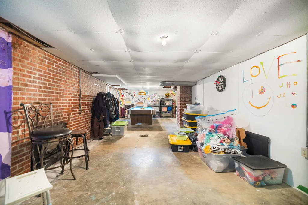 7850 Cumberland Falls Highway Corbin KY 40701