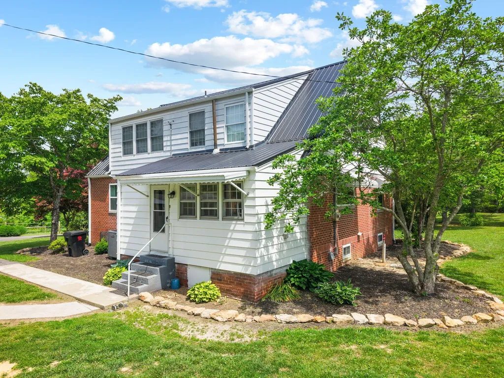 7850 Cumberland Falls Highway Corbin KY 40701