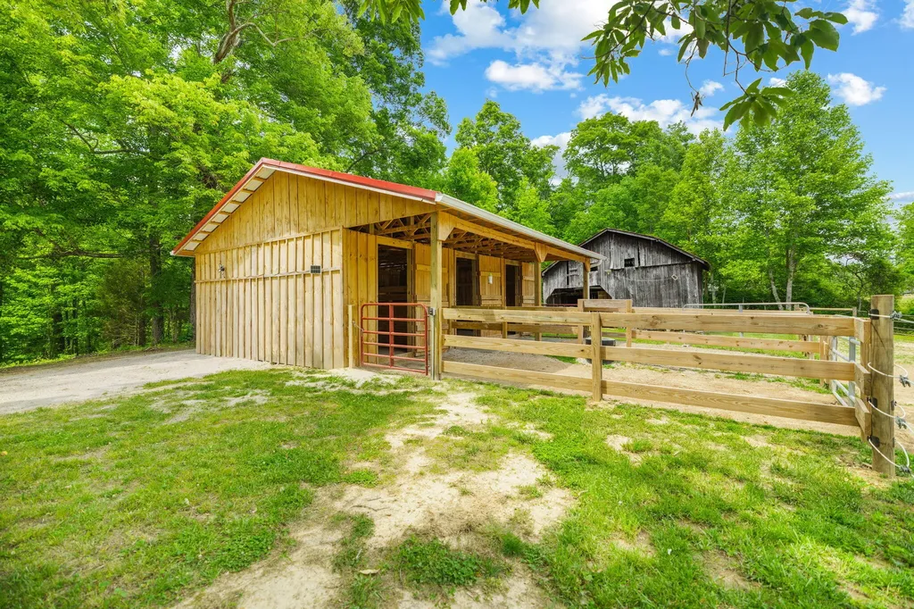 7850 Cumberland Falls Highway Corbin KY 40701