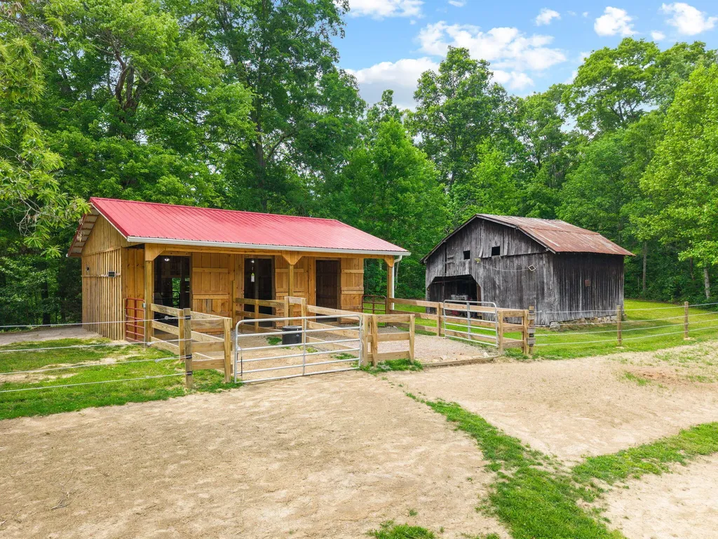 7850 Cumberland Falls Highway Corbin KY 40701