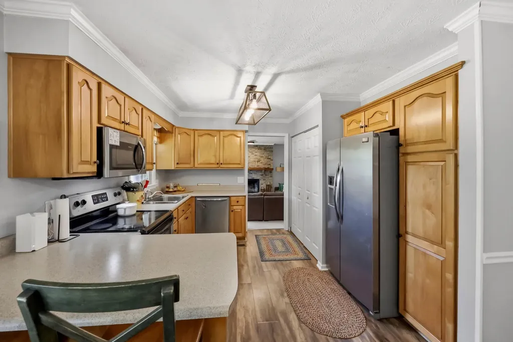 282 S Eagle Creek Drive Lexington KY 40515
