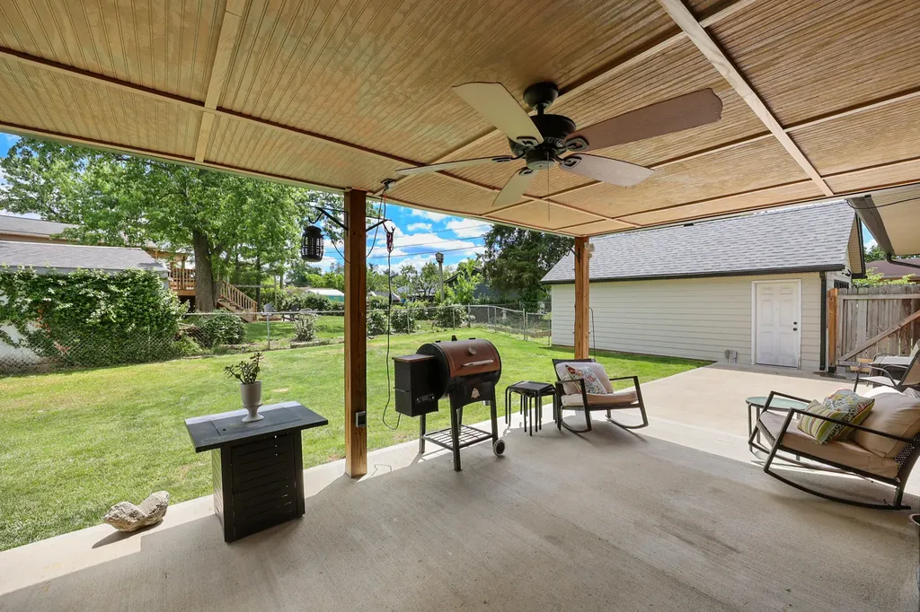 282 S Eagle Creek Drive Lexington KY 40515