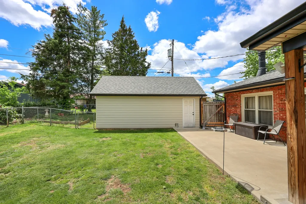 282 S Eagle Creek Drive Lexington KY 40515